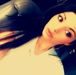 Meet your Posher, Ayala busby